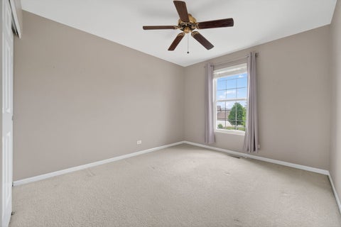 Tiny photo for 321 Parker Place, Oswego, IL 60543 (MLS # 12764592)
