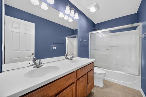 Tiny photo for 321 Parker Place, Oswego, IL 60543 (MLS # 12764592)