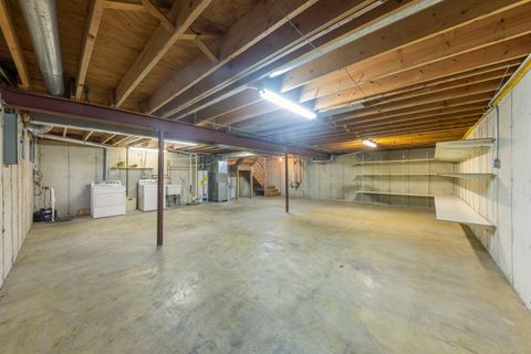 Tiny photo for 419 W Evergreen Street, Wheaton, IL 60187 (MLS # 12561133)