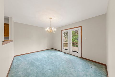 Tiny photo for 419 W Evergreen Street, Wheaton, IL 60187 (MLS # 12561133)