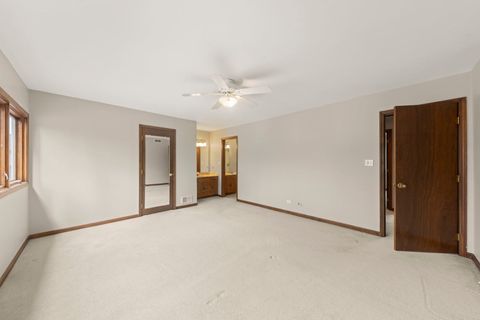 Tiny photo for 419 W Evergreen Street, Wheaton, IL 60187 (MLS # 12561133)