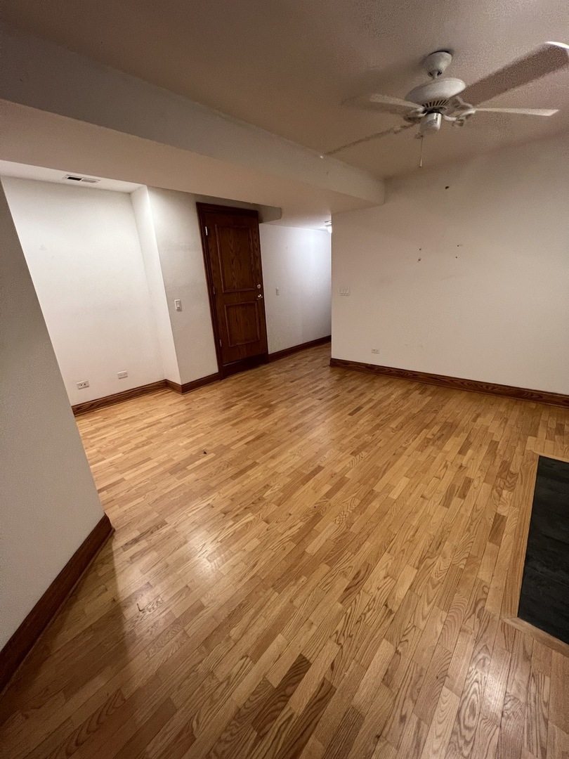 4051 N Kenmore Avenue GS
