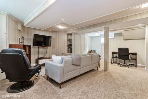 Tiny photo for 919 BELLEFORTE Avenue, Oak Park, IL 60302 (MLS # 12632821)