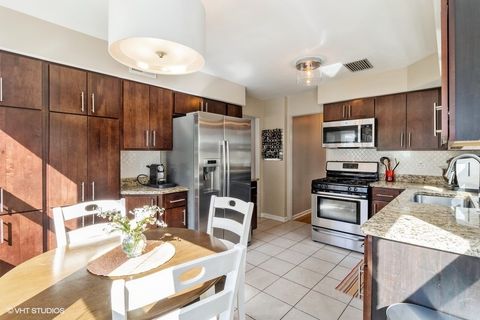 Tiny photo for 919 BELLEFORTE Avenue, Oak Park, IL 60302 (MLS # 12632821)