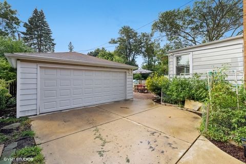 Tiny photo for 919 BELLEFORTE Avenue, Oak Park, IL 60302 (MLS # 12632821)