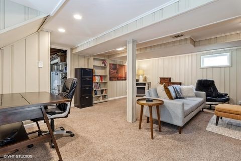 Tiny photo for 919 BELLEFORTE Avenue, Oak Park, IL 60302 (MLS # 12632821)