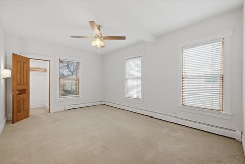 Tiny photo for 237 W Austin Avenue, Libertyville, IL 60048 (MLS # 12589587)