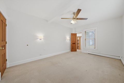 Tiny photo for 237 W Austin Avenue, Libertyville, IL 60048 (MLS # 12589587)