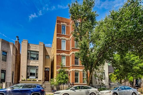 Photo of 1702 W Erie Street #2, Chicago, IL 60622 (MLS # 12606978)