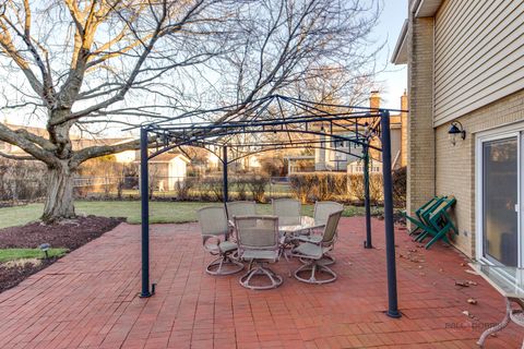 Tiny photo for 1810 E WAVERLY Drive, Arlington Heights, IL 60004 (MLS # 12547398)