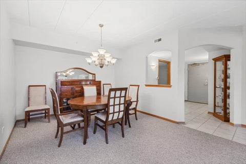 Tiny photo for 11131 Waters Edge Drive #1B, Orland Park, IL 60467 (MLS # 12786731)