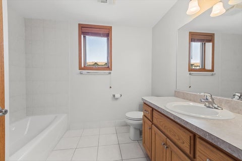 Tiny photo for 11131 Waters Edge Drive #1B, Orland Park, IL 60467 (MLS # 12786731)