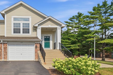 Photo of 1137 Hawthorne Lane, Elk Grove Village, IL 60007 (MLS # 12689589)