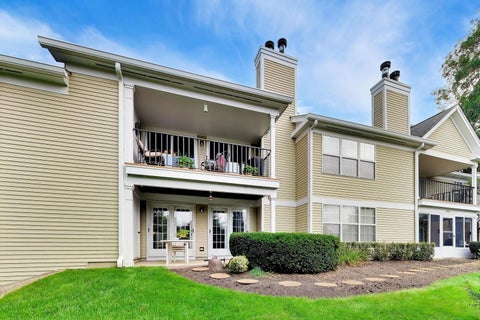 Tiny photo for 1012 Butternut Lane #D, Mount Prospect, IL 60056 (MLS # 12763235)