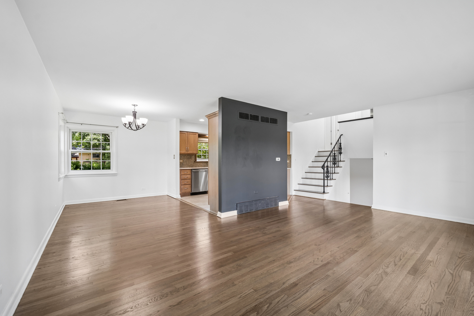 6 Linden Avenue