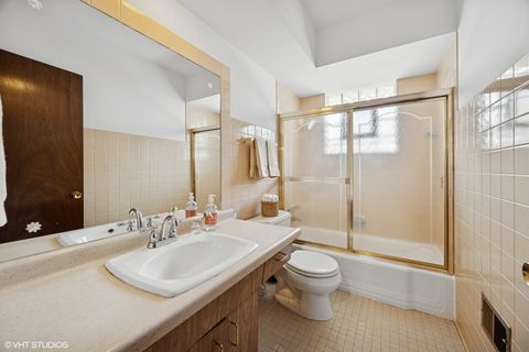 Tiny photo for 1803 Balmoral Avenue, Westchester, IL 60154 (MLS # 12498271)