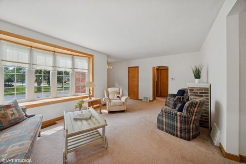 Tiny photo for 1803 Balmoral Avenue, Westchester, IL 60154 (MLS # 12498271)