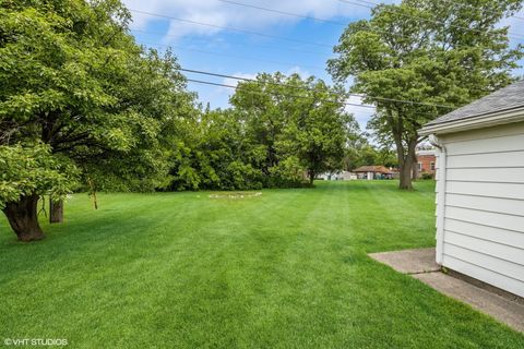 Tiny photo for 1803 Balmoral Avenue, Westchester, IL 60154 (MLS # 12498271)