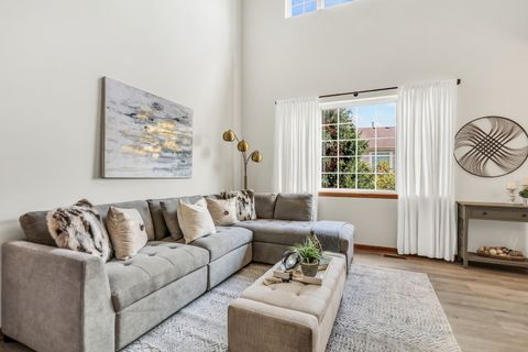 Tiny photo for 761 Creekside Circle #9-3, Gurnee, IL 60031 (MLS # 12517473)