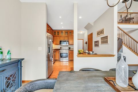 Tiny photo for 761 Creekside Circle #9-3, Gurnee, IL 60031 (MLS # 12517473)