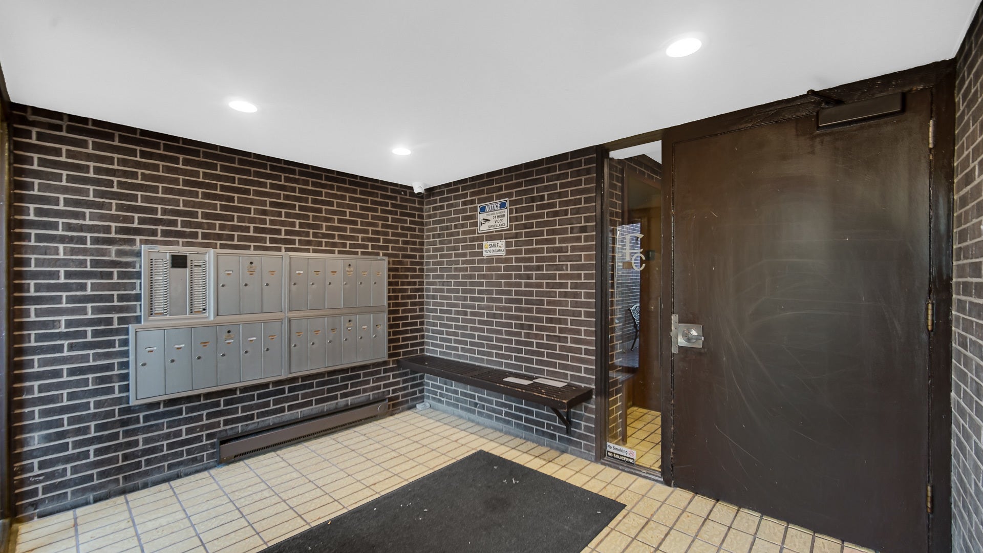 1117 Leavitt Avenue 114