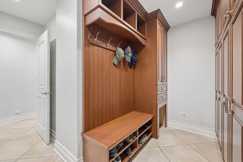Tiny photo for 8425 Charleston Drive, Burr Ridge, IL 60527 (MLS # 12696631)