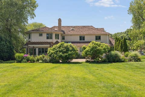 Tiny photo for 8425 Charleston Drive, Burr Ridge, IL 60527 (MLS # 12696631)