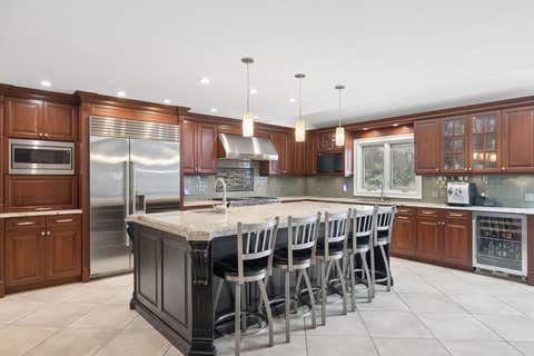 Tiny photo for 8425 Charleston Drive, Burr Ridge, IL 60527 (MLS # 12696631)