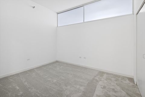 Tiny photo for 235 W Van Buren Street #4613, Chicago, IL 60607 (MLS # 12532816)