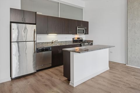 Tiny photo for 235 W Van Buren Street #4613, Chicago, IL 60607 (MLS # 12532816)
