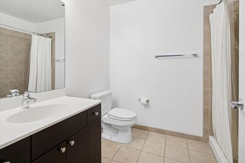 Tiny photo for 235 W Van Buren Street #4613, Chicago, IL 60607 (MLS # 12532816)