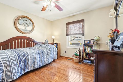 Tiny photo for 2297 Lakeside Drive, Aurora, IL 60504 (MLS # 12525698)