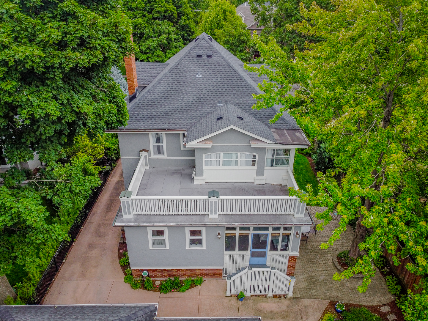 310 S Waiola Avenue