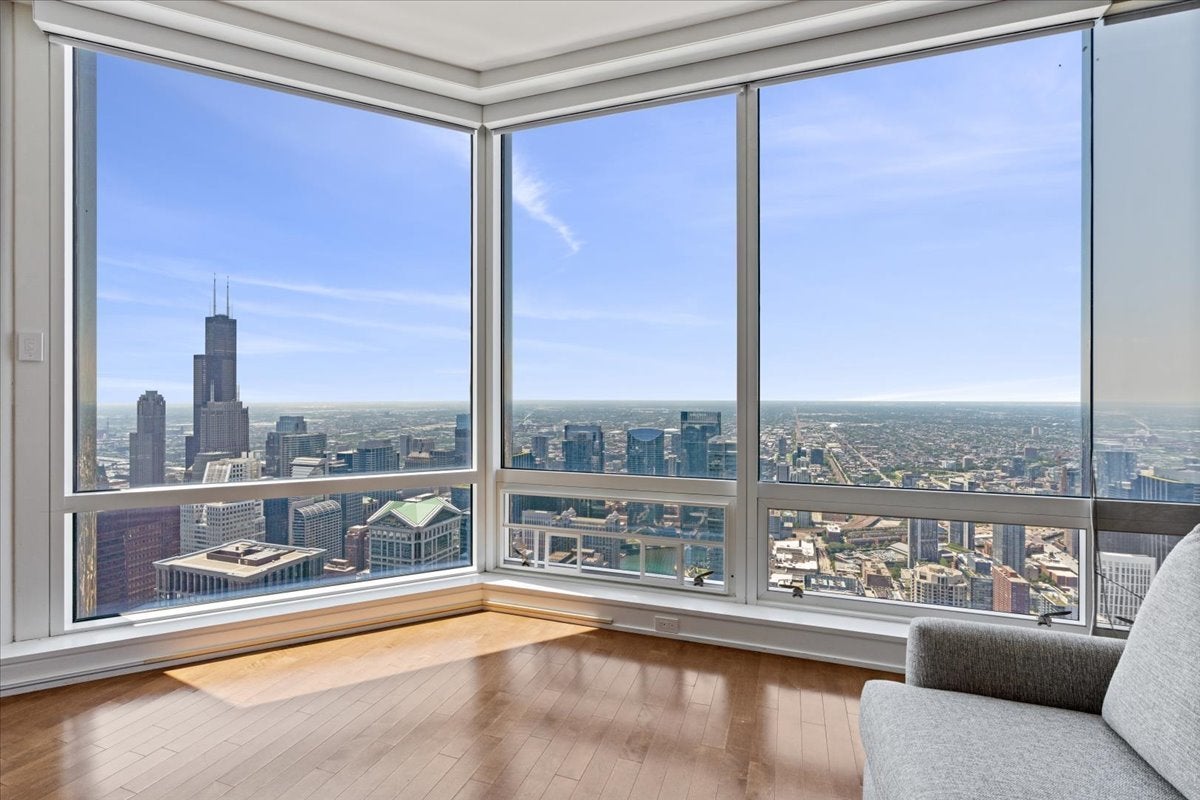 401 N Wabash Avenue 73G