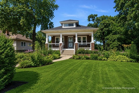 Photo of 26 E 157th Street, South Holland, IL 60473 (MLS # 12744030)