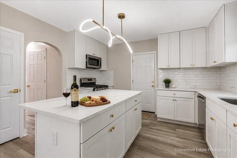 Tiny photo for 26 E 157th Street, South Holland, IL 60473 (MLS # 12744030)