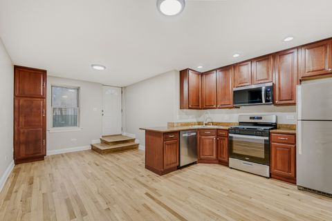 Tiny photo for 6450 N BELL Avenue #G, Chicago, IL 60645 (MLS # 12566703)