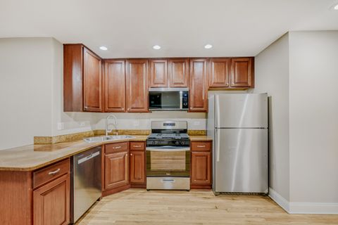 Tiny photo for 6450 N BELL Avenue #G, Chicago, IL 60645 (MLS # 12566703)