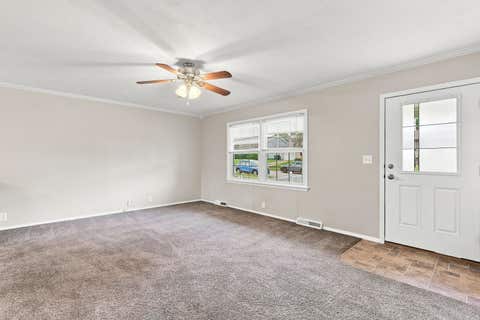 Tiny photo for 2803 N Pine Street, Davenport, IA 52804 (MLS # 12738543)