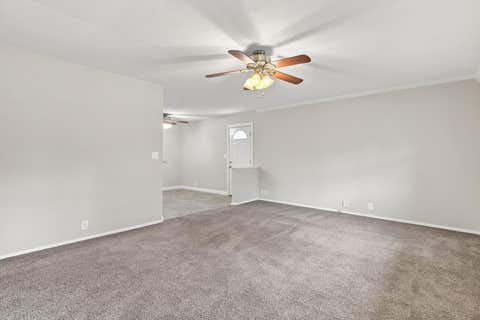 Tiny photo for 2803 N Pine Street, Davenport, IA 52804 (MLS # 12738543)