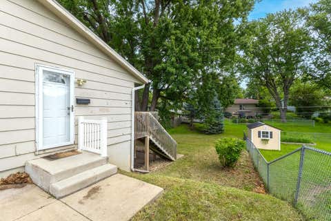 Tiny photo for 2803 N Pine Street, Davenport, IA 52804 (MLS # 12738543)
