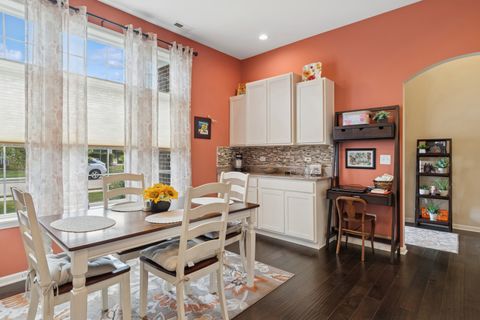Tiny photo for 2604 Avondale Circle #4492, Naperville, IL 60564 (MLS # 12467248)