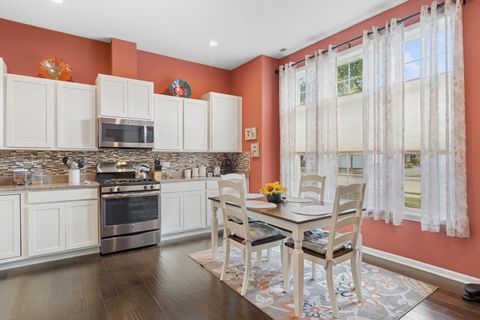 Tiny photo for 2604 Avondale Circle #4492, Naperville, IL 60564 (MLS # 12467248)