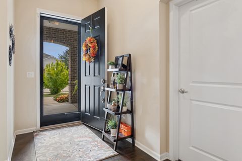 Tiny photo for 2604 Avondale Circle #4492, Naperville, IL 60564 (MLS # 12467248)