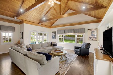 Tiny photo for 1439 Pleasant Lane, Glenview, IL 60025 (MLS # 12491036)