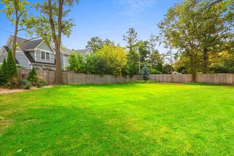 Tiny photo for 1439 Pleasant Lane, Glenview, IL 60025 (MLS # 12491036)