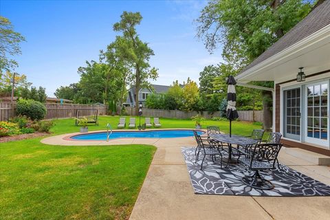 Tiny photo for 1439 Pleasant Lane, Glenview, IL 60025 (MLS # 12491036)