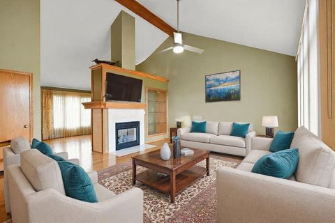 Tiny photo for 21222 Whitney Avenue, Matteson, IL 60443 (MLS # 12455063)