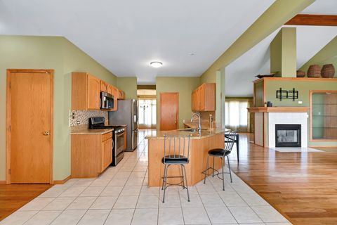Tiny photo for 21222 Whitney Avenue, Matteson, IL 60443 (MLS # 12455063)