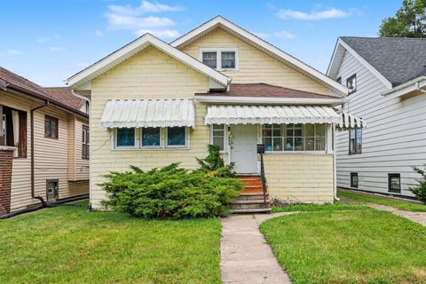 Photo of 595 FORSYTHE Avenue, Calumet City, IL 60409 (MLS # 12713575)